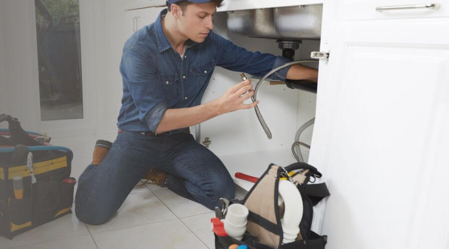 Local tankless water heater installation in Madison Heights, MI